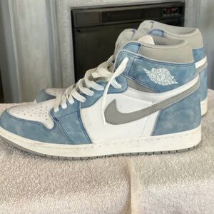 Nike Air Jordan 1 Retro Mid White Light Blue Gray Suede Sneakers size 12